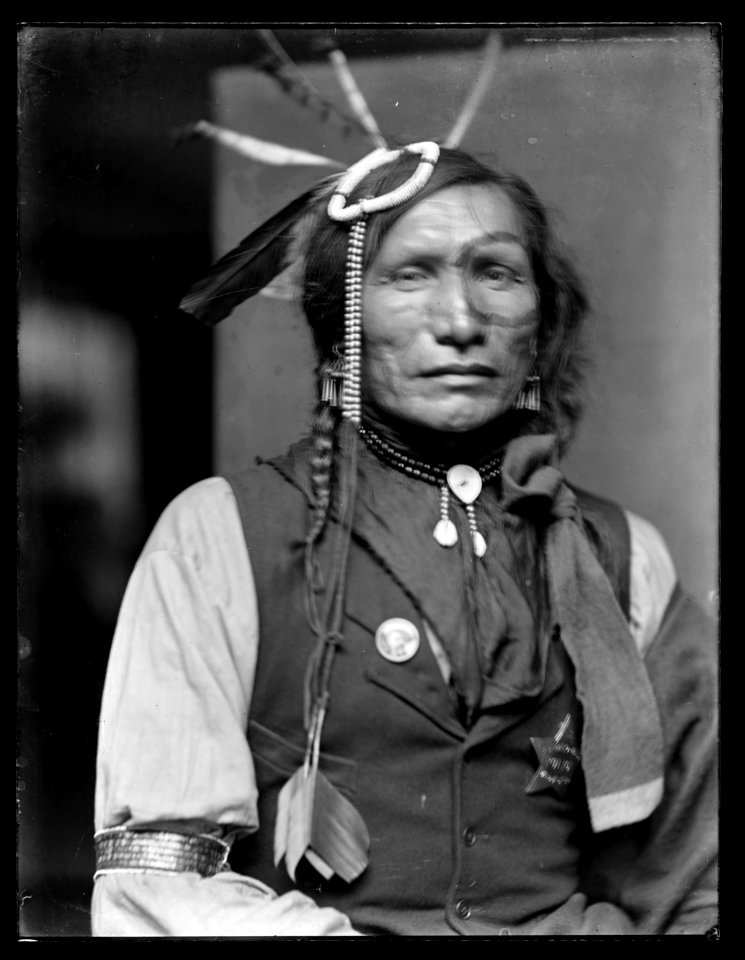 Iron White Man, a Sioux Indian from Buffalo Bill's Wild West Show LCCN2006679561