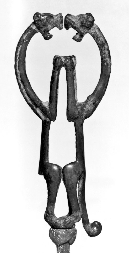 Iranian - Finial with Two Felines - Walters 54115