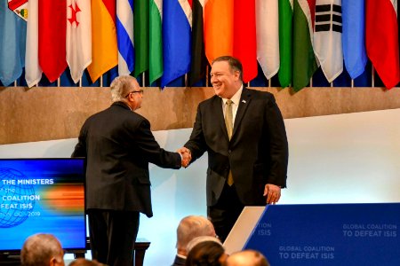 Iraqi Foreign Minister Alhakim Introduces Secretary Pompeo to the Ministers - 46282526364