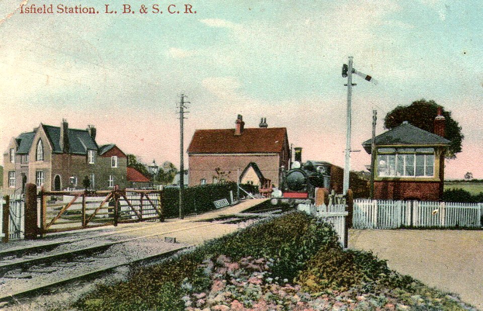 Isfield railway station