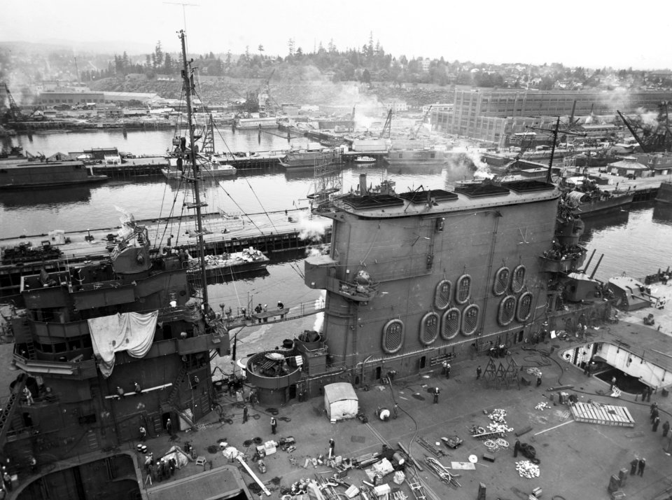 Island of USS Saratoga (CV-3) on 14 May 1942