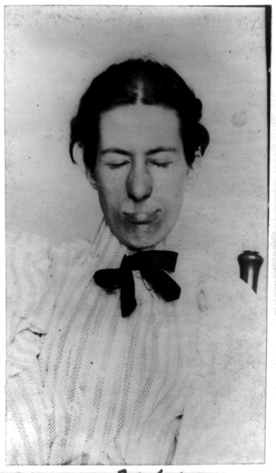 Isma Martin, half-length portrait of criminal for police identification purposes, seated, facing front LCCN90707635