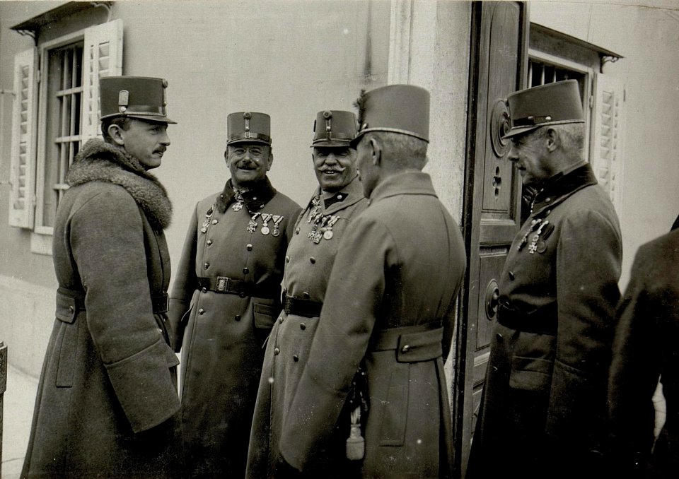 Isonzofrontreise Kaiser Karls I. am 10.4.1917 (BildID 15552198)