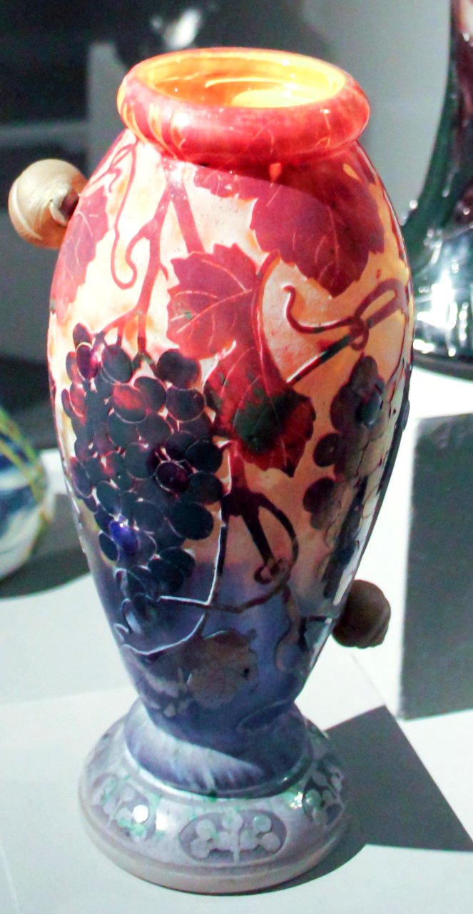 Iridescent vase with vines and snails-2