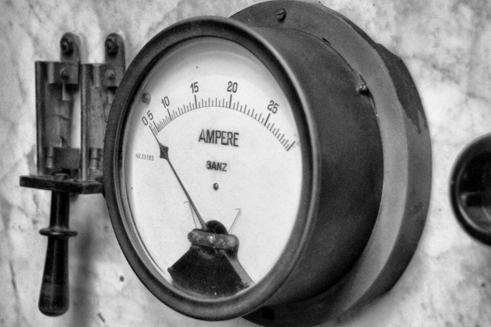 Technology ampere switch
