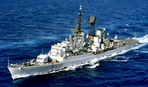 Italian destroyer Impavido (D570) underway in the Mediterranean Sea on 19 May 1983 (6474637)
