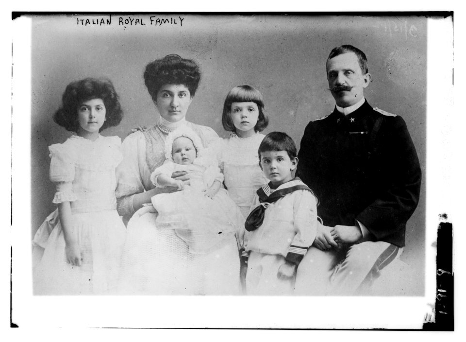 Italian Royal Family LCCN2014686729
