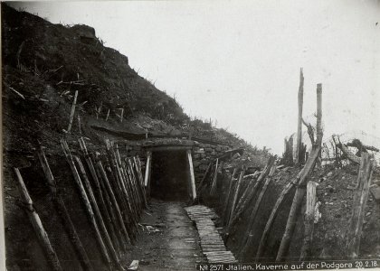 Italien. Kaverne auf der Podgora 20.2.18. (BildID 15615231)