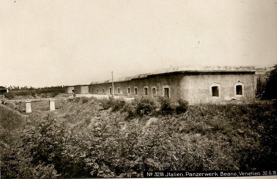 Italien.Panzerwerk Beano, Venetien 30.6.18. (BildID 15620229)
