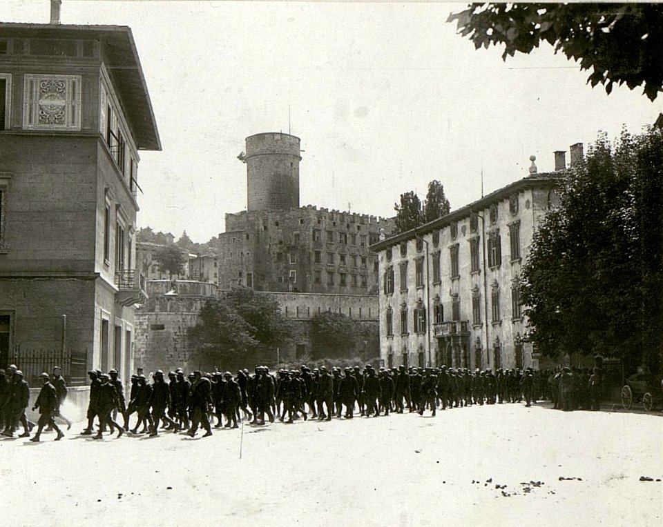 Italienische Gefangenentransporte Trient (BildID 15623166)