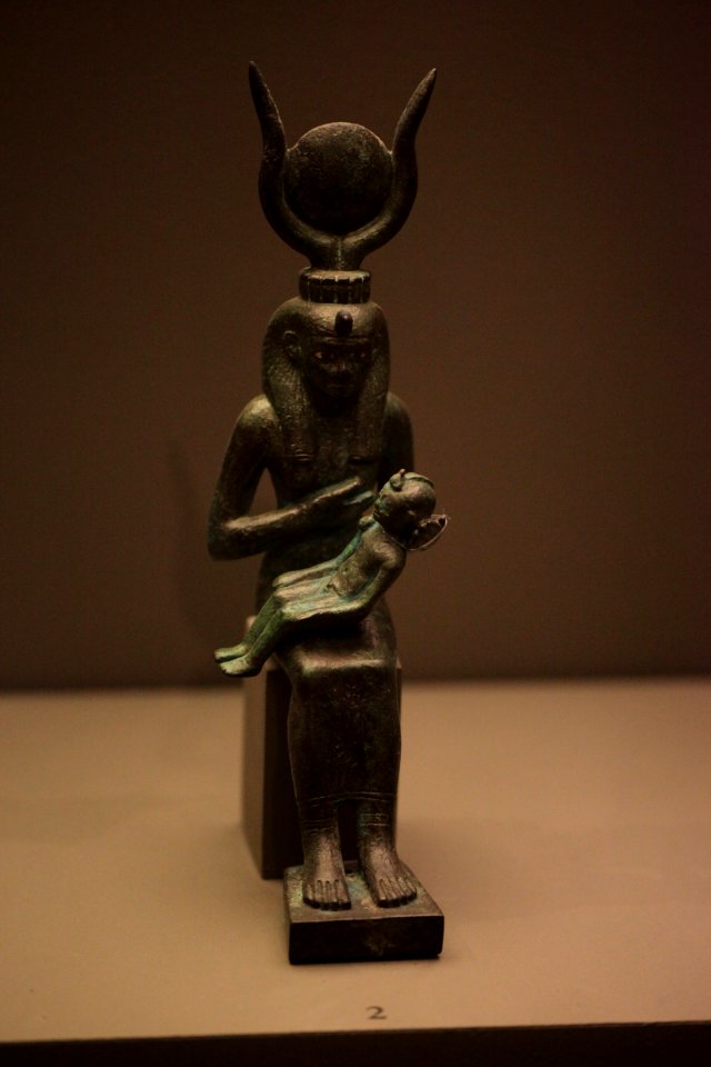 Isis breastfeading Horus Harpocrates-MAHG 19453-IMG 0981