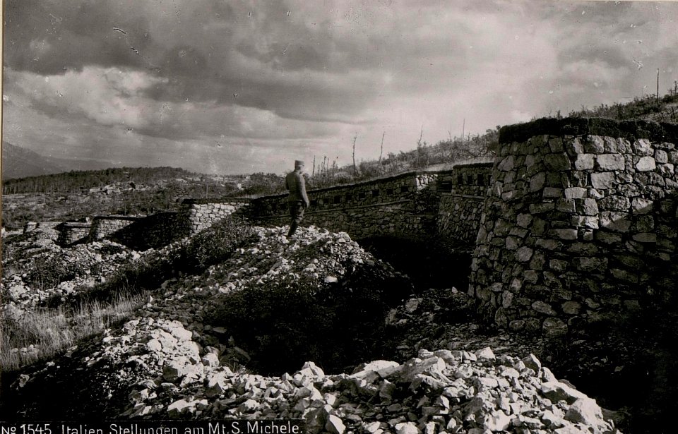 Italienische Stellungen am Monte San .Michele. (BildID 15737369)