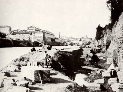 Italienischer Photograph um 1868 - Die Ausgrabungen im Gebiet des Emporio Tiberino (Zeno Fotografie) photo