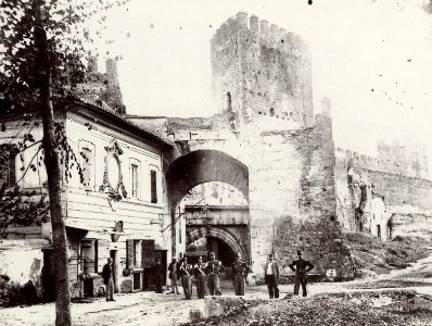 Italienischer Photograph um 1865 - Die Porta S. Lorenzo (Zeno Fotografie)