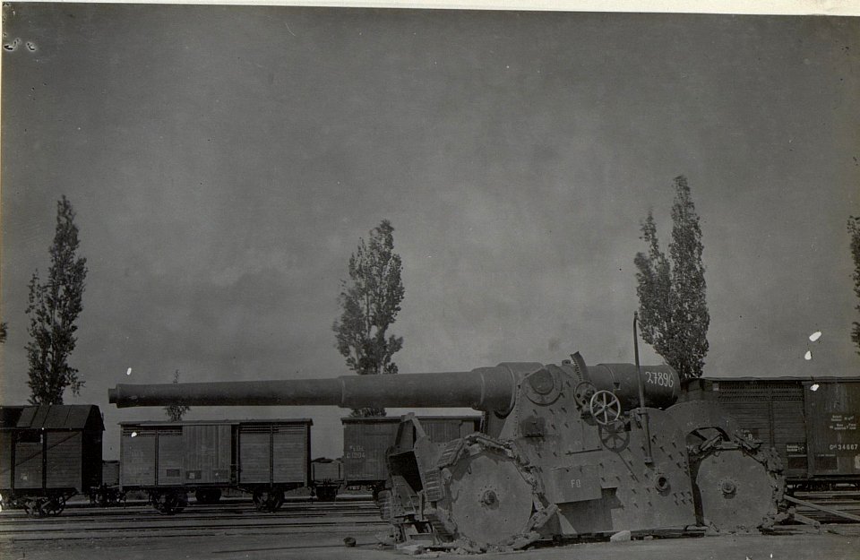 Itl.Küstengeschütz.Cervignano, (Mitte Mai 1918.) (BildID 15664915)