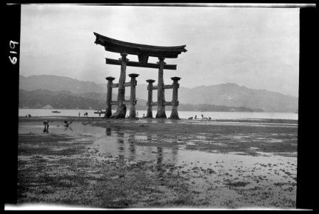 Itsukushima Shinto Shrine, Japan LOC agc.7a05115