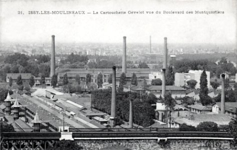 Issy-Les-Moulineaux, La Cartoucherie Gévelot vue du Boulevard des Montquartiers