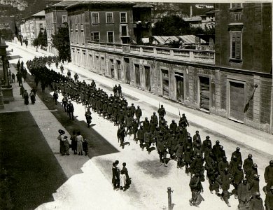Italienische Gefangenentransporte Trient (BildID 15623159)