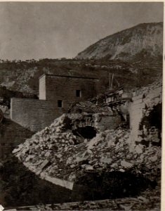 Italienisches Sperrfort oberhalb Primolano.Nach der Sprengung durch die Italiener. (BildID 15635332)