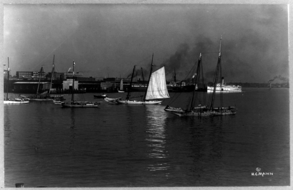 Harbor, Norfolk, Va. LCCN2002717682
