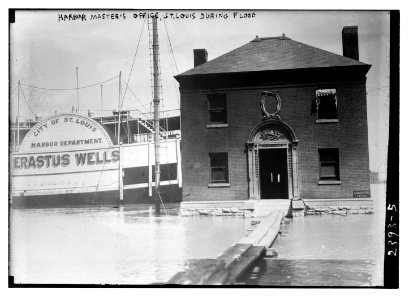 Harbor Master's Office, St. Louis, during flood LCCN2014690354
