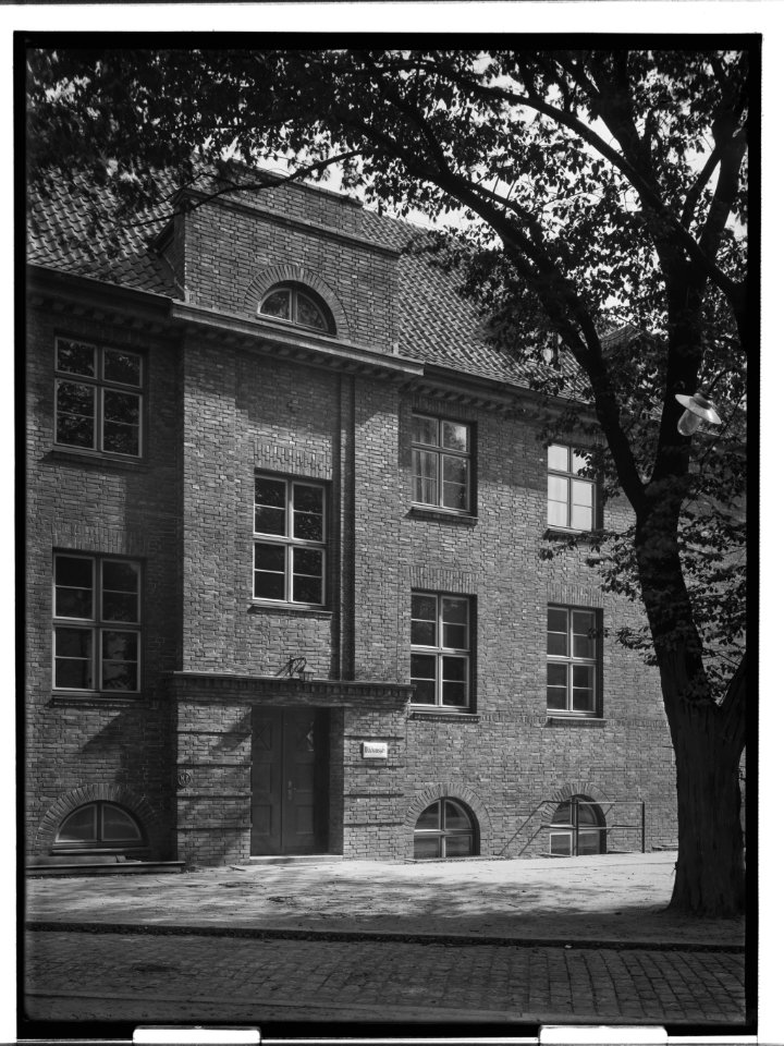 HANSif886 Hafenkrankenhaus Gebäudeteilansicht