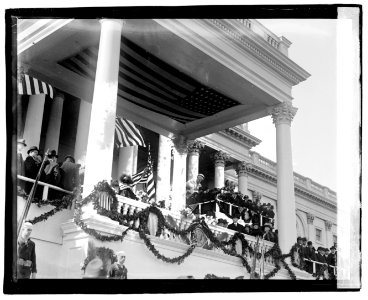 Harding delivering Inaugural address LOC npcc.03617