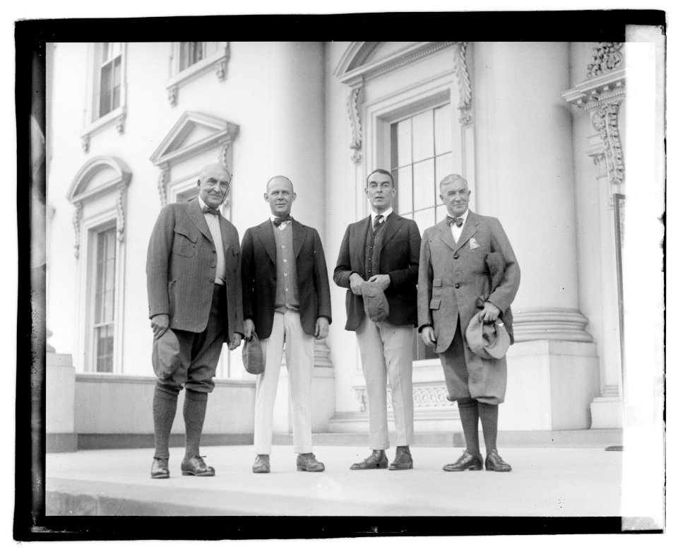 Harding, Grantland Rice, Ring Lardner, Secty. Fletcher, 4-7-21 LOC npcc.03880