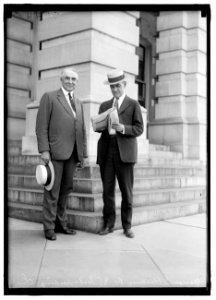 HARDING, WARREN GAMALIEL. AS SENATOR, WITH SECRETARY LCCN2016870075