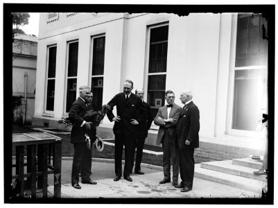 HARDY, RUFUS, REP. FROM TEXAS, 1917-1923; MacFARLAND, HENRY BROWN FLOYD THANKSGIVING TURKEY LCCN2016869235