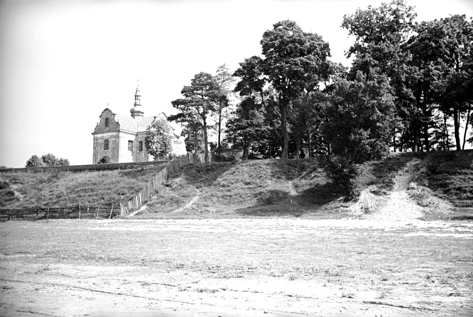 Haradzišča, Benedyktynski. Гарадзішча, Бэнэдыктынскі (H. Poddębski, 1936) (4)