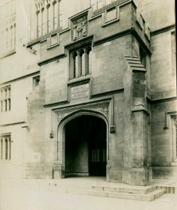 Harper Memorial Library, University of Chicago, December 28, 1913 (NBY 913)