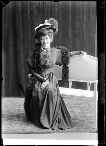 Harriet Bosse in Mannen och hans överman at Svenska teatern 1907 - SMV - NB106