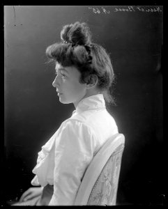 Harriet Bosse, porträtt 1904 - SMV - NB145