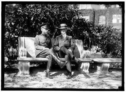 HARRIS, PETER CHARLES. MAJOR GENERAL, U.S.A. LEFT, WITH BROTHER, SEN. WILLIAM J. HARRIS, DIRECTOR OF CENSUS, 1913-1915; FEDERAL TRADE COMMR., 1915-1918; SENATOR FROM GEORGIA, 1919-1925 LCCN2016870308