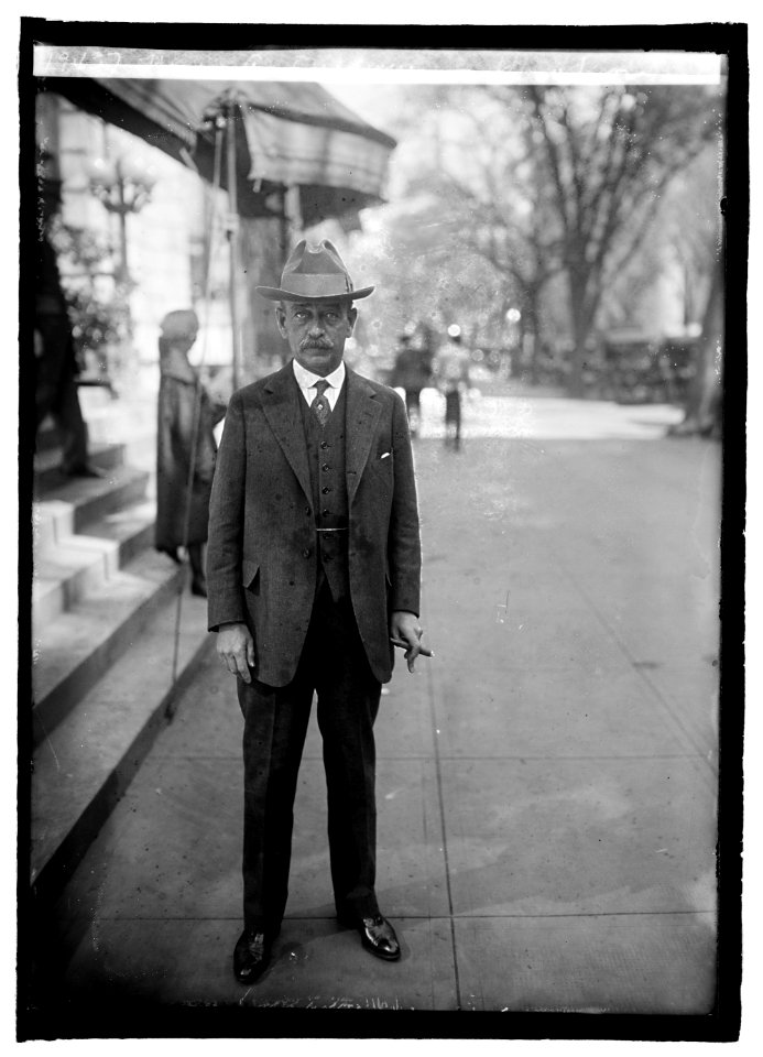 Harry A. Baldwin, 4-20-22 LCCN2016846255