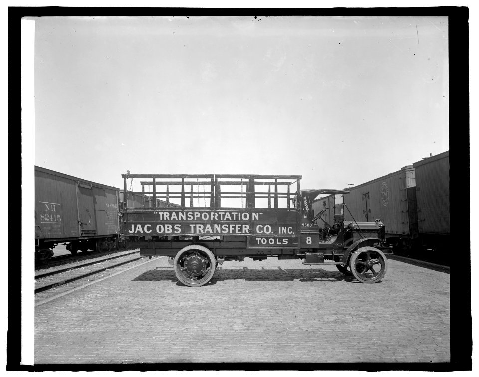 Harry Haas, Jacobs truck LCCN2016825932