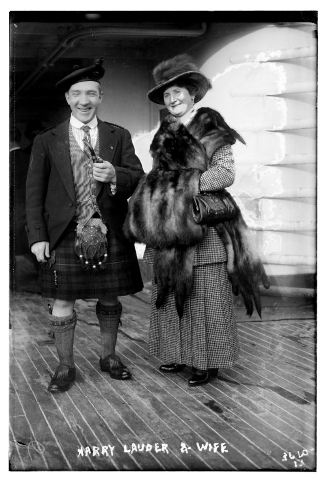 Harry Lauder & wife LCCN2014700232