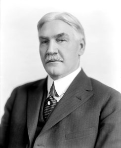HARRELD, J.W. SENATOR LCCN2016860665 (cropped)