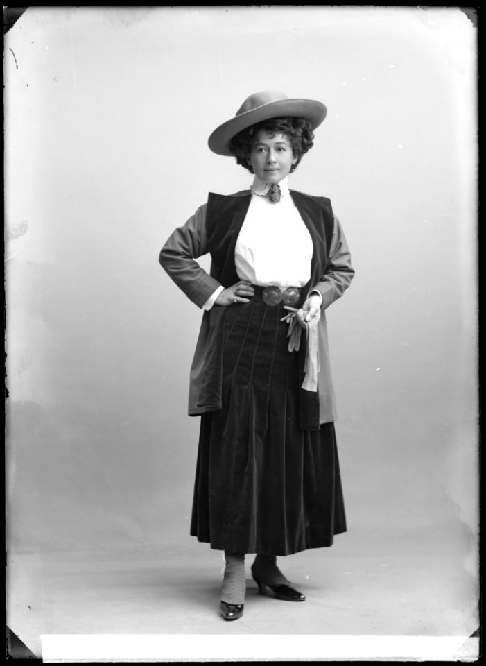 Harriet Bosse in Kungen at Svenska teatern 1909 - SMV - NB105