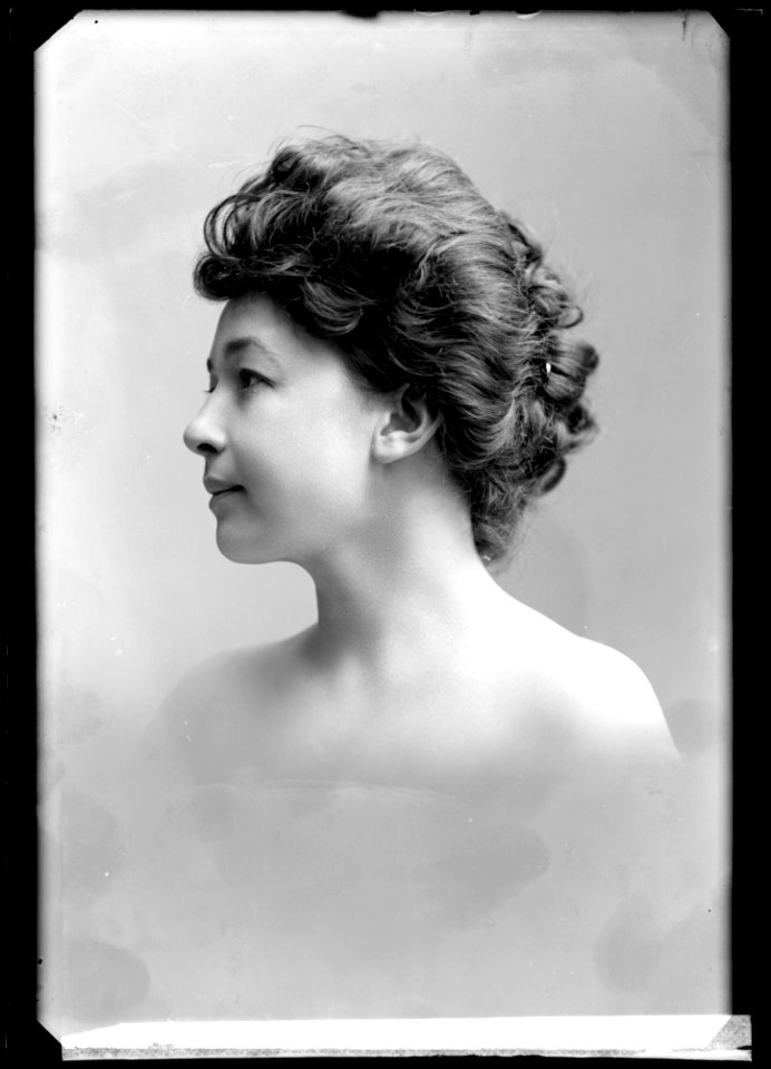 Harriet Bosse, porträtt - SMV - GB144