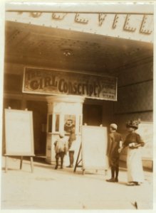 Harry Silverstein, Newsboy, 703 W. 6th St., 7 years old. Sells papers, (selling 3 months average earnings 25 cents per week). Father working Morocco Mills, earns $18 weekly. Boy's earnings LOC nclc.03609