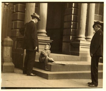 Harry Silverstein, Newsboy, 703 W. 6th St., 7 years old. Sells papers, (selling 3 months average earnings 25 cents per week). Father working Morocco Mills, earns $18 weekly. Boy's earnings LOC nclc.03614