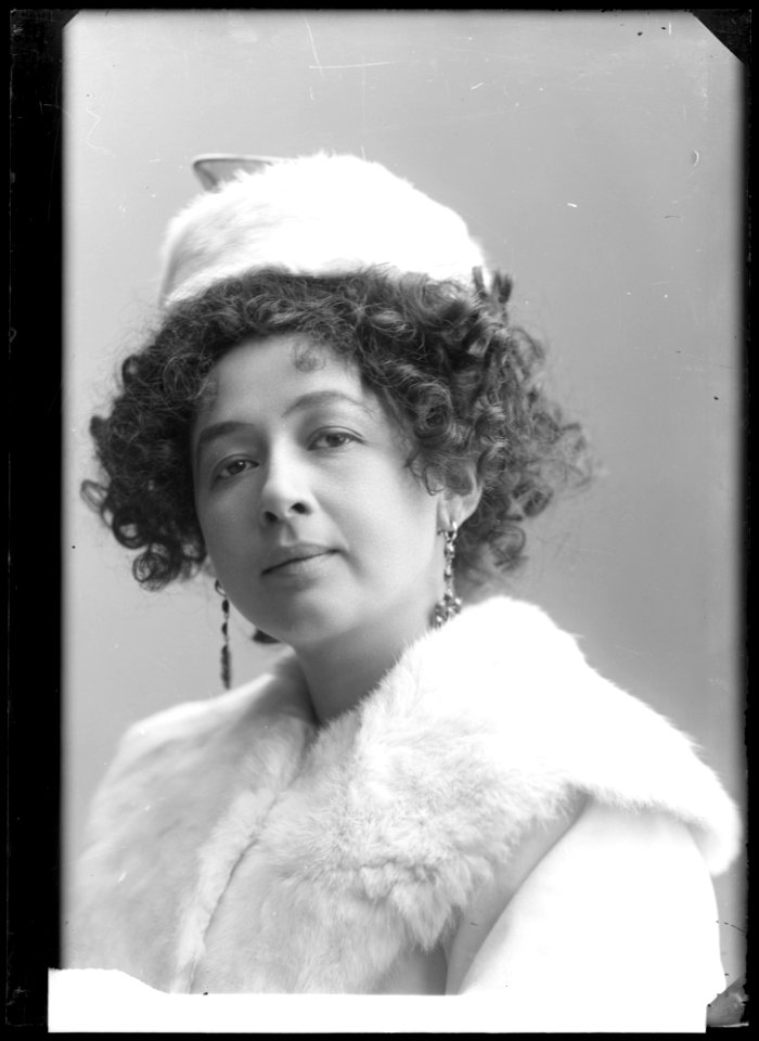 Harriet Bosse in Elga at Svenska teatern 1908 - SMV - NB095