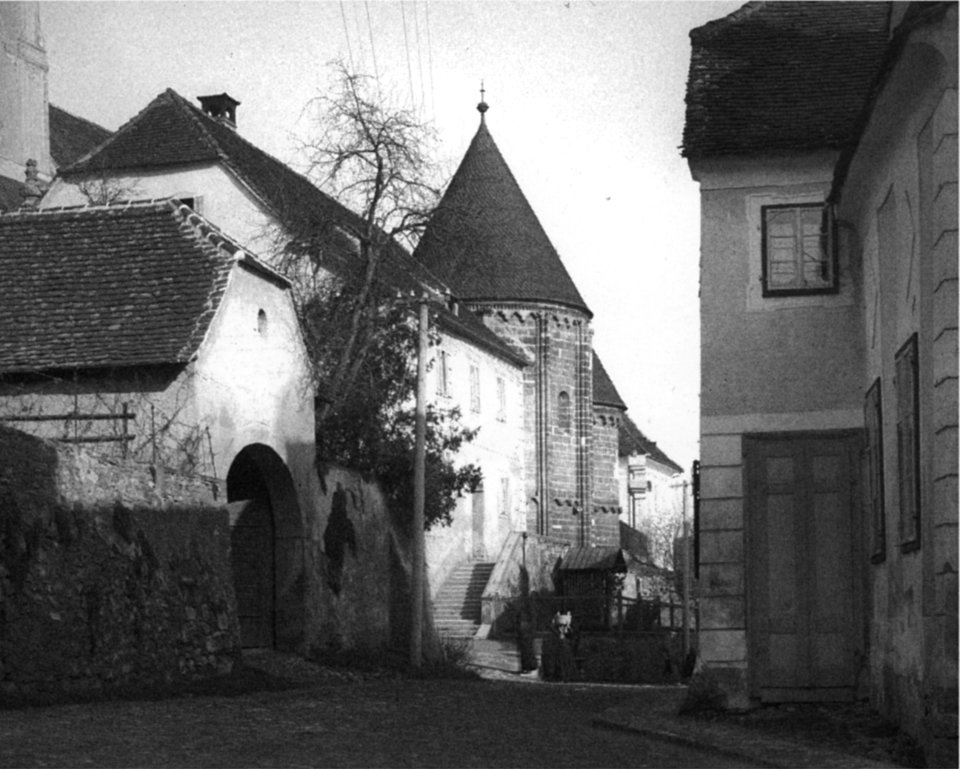 Hartberg - Blick gegen die Rückseite des Karners - 1912
