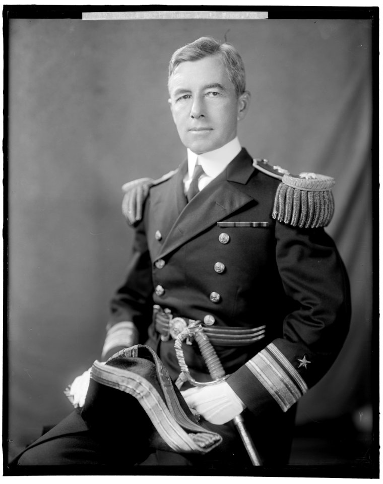 HART, THOMAS. ADMIRAL LCCN2016862172