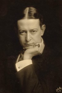 Harvard Theatre Collection - Edwin Arden TCS 1.633 (cropped)