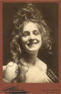Harvard Theatre Collection - Evelyn Nesbit TCS 2 (seq 18)