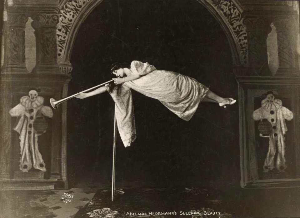 Harvard Theatre Collection - Hermann TCS 28