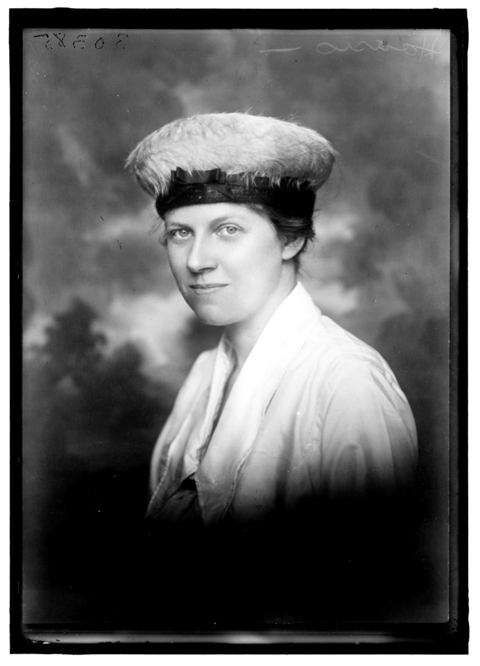 HASSIS, MRS. BESSIE. SUFFRAGETTE LCCN2016870015